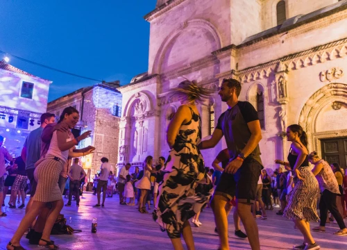 'Rasplesani Šibenik': Zaplešite neke od najpoznatijih plesova pokraj katedrale sv. Jakova