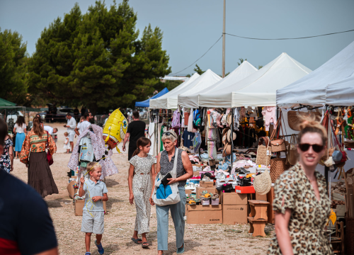 Fotografija 56 - FOTO Blagdan Velike Gospe u Vrpolju: Brojni vjernici okupili su se jutros na svečanom misnom slavlju