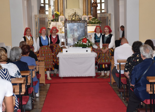 Fotografija 5 - U Mirloviću svečano proslavljen blagdan Velike Gospe