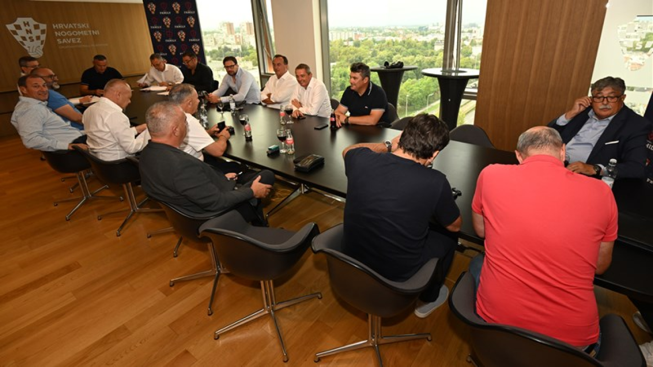 Drama u HNS-u: Predsjednik Kustić raspustio sudačku komisiju