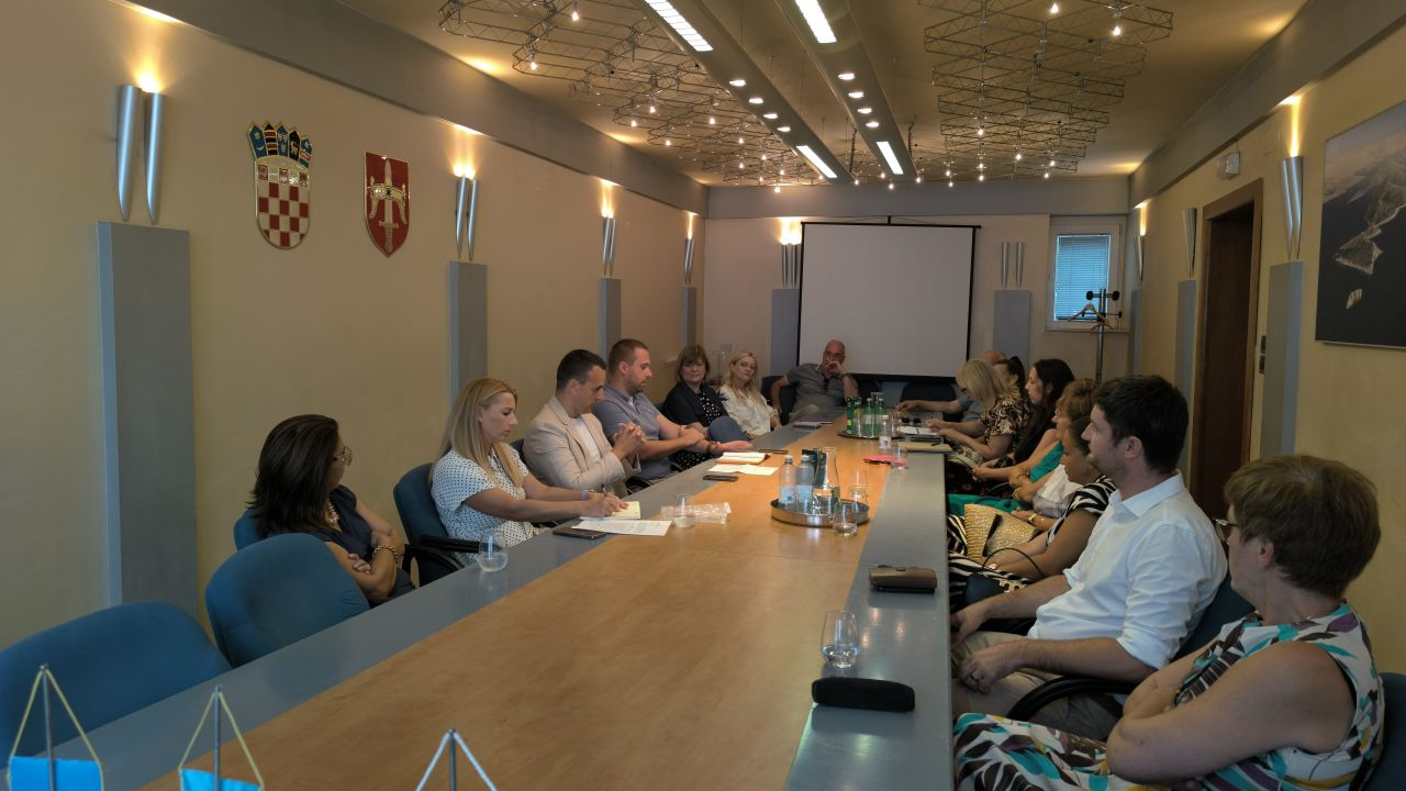 Županija kontinuirano ulaže u zdravstvene djelatnike: 'Ulaganja su zalog za budućnost'