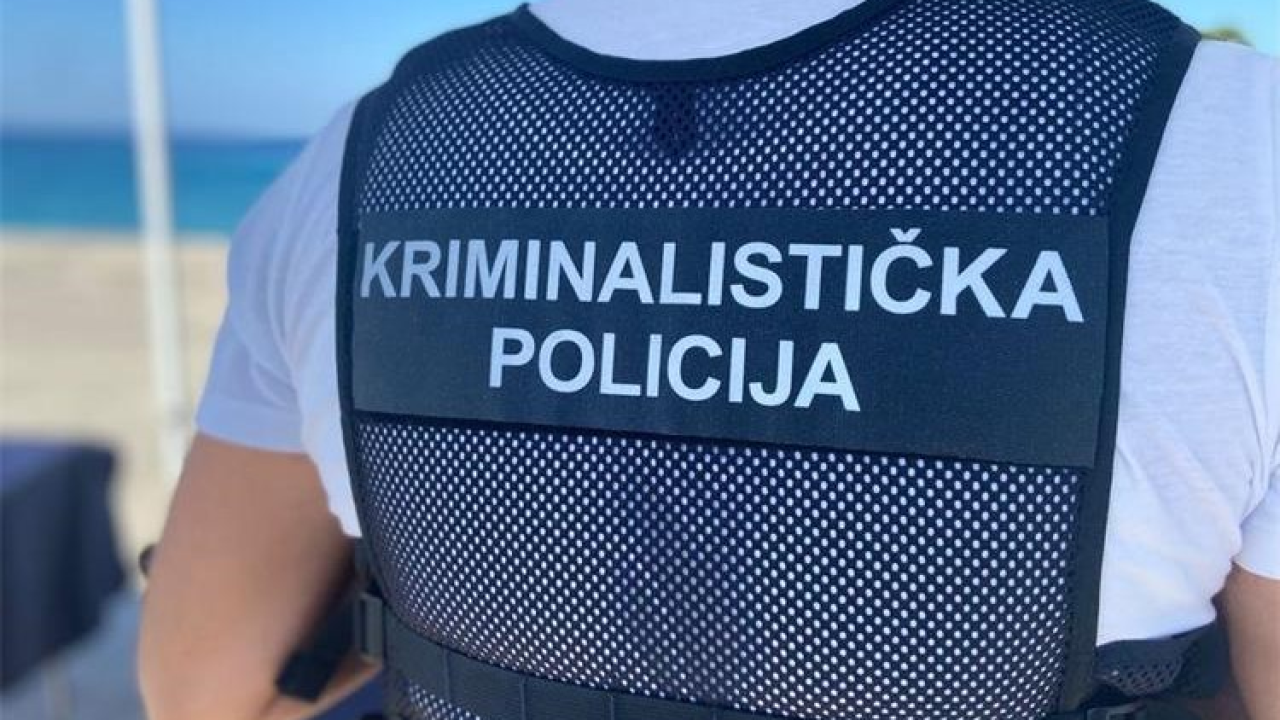 Muškarac (34) u Šibeniku godinu dana prijetio i naplaćivao nepostojeći dug 42-godišnjaku