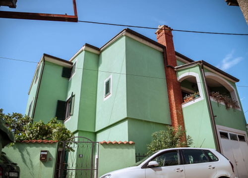 Fotografija 18 - Križ - Od nekadašnjeg pustog brda do obiteljske četvrti