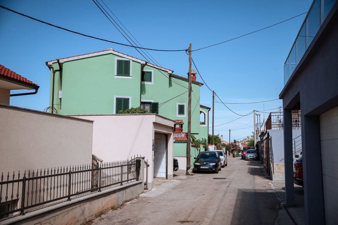 Križ - Od nekadašnjeg pustog brda do obiteljske četvrti