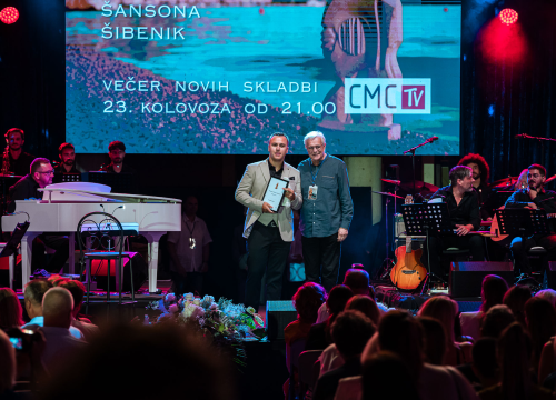 Fotografija 35 - FOTO Đani Stipaničev i klapa Preženca trijumfirali na 28. Dalmatinskoj šansoni