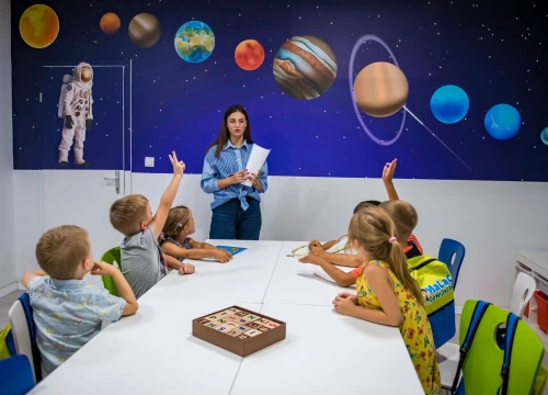 Želite da vaše dijete bude na vrijeme spremno za školu? Udarite temelje sretnog školovanja uz program Malac Sveznalac