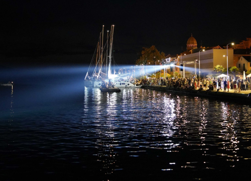 Prije točno 130 godina šibenske ulice osvijetlila je javna rasvjeta na izmjeničnu struju