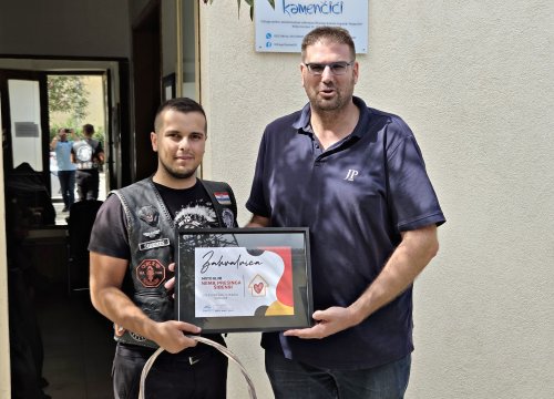 Fotografija 2 - Članovi moto kluba posjetili Kamenčiće