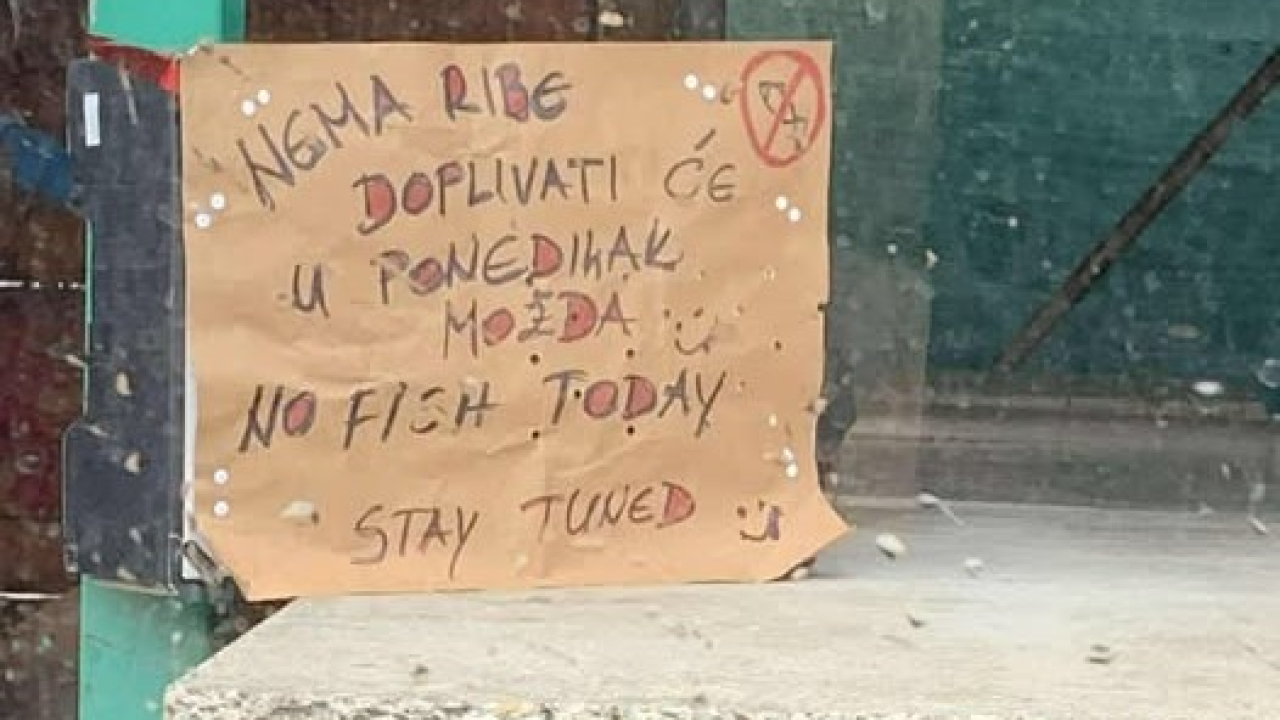 Nastavak betinske priče o praznom banku: 'Doplivat će u ponediljak možda'