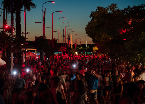 Fotografija 10 - Šibenik impresivnim dron showom obilježio jubilarno izdanje manifestacije Light is life