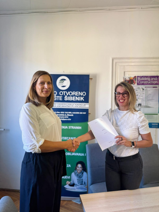 FOTO Polaznici POU Šibenik završili programe prekvalifikacije s izvrsnim uspjehom!