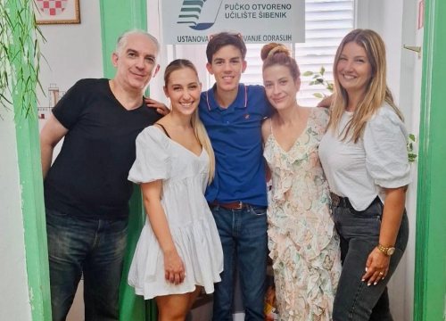 Fotografija 37 - FOTO Polaznici POU Šibenik završili programe prekvalifikacije s izvrsnim uspjehom!