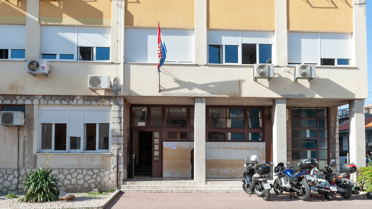 Istraživanje: Među radnicima u Hrvatskoj najsretniji su oni koji rade u državnim tvrtkama