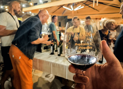 U Rogoznici održan 3. Babić fest posvećen 'kralju naših vinograda'