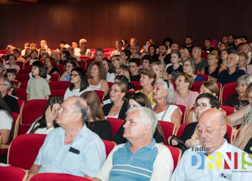 Fotografija 11 - Drniški Tamburaški orkestar obilježio veliki jubilej i prvu memorijalnu večer posvećenu Milki Tomić