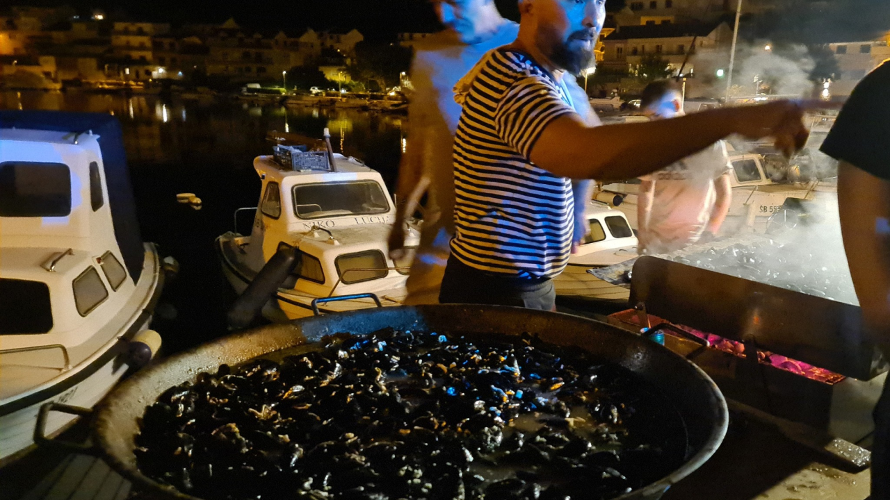 Zaton sinoć disao u ritmu mora i fešte: Održana Pidočijada