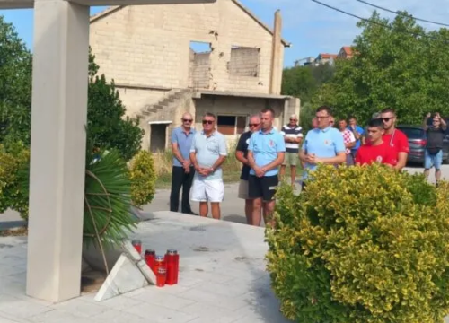 Fotografija 2 - Boćari iz Dubravica Braniteljskim turnirom obilježili godišnjicu Rujanskog rata