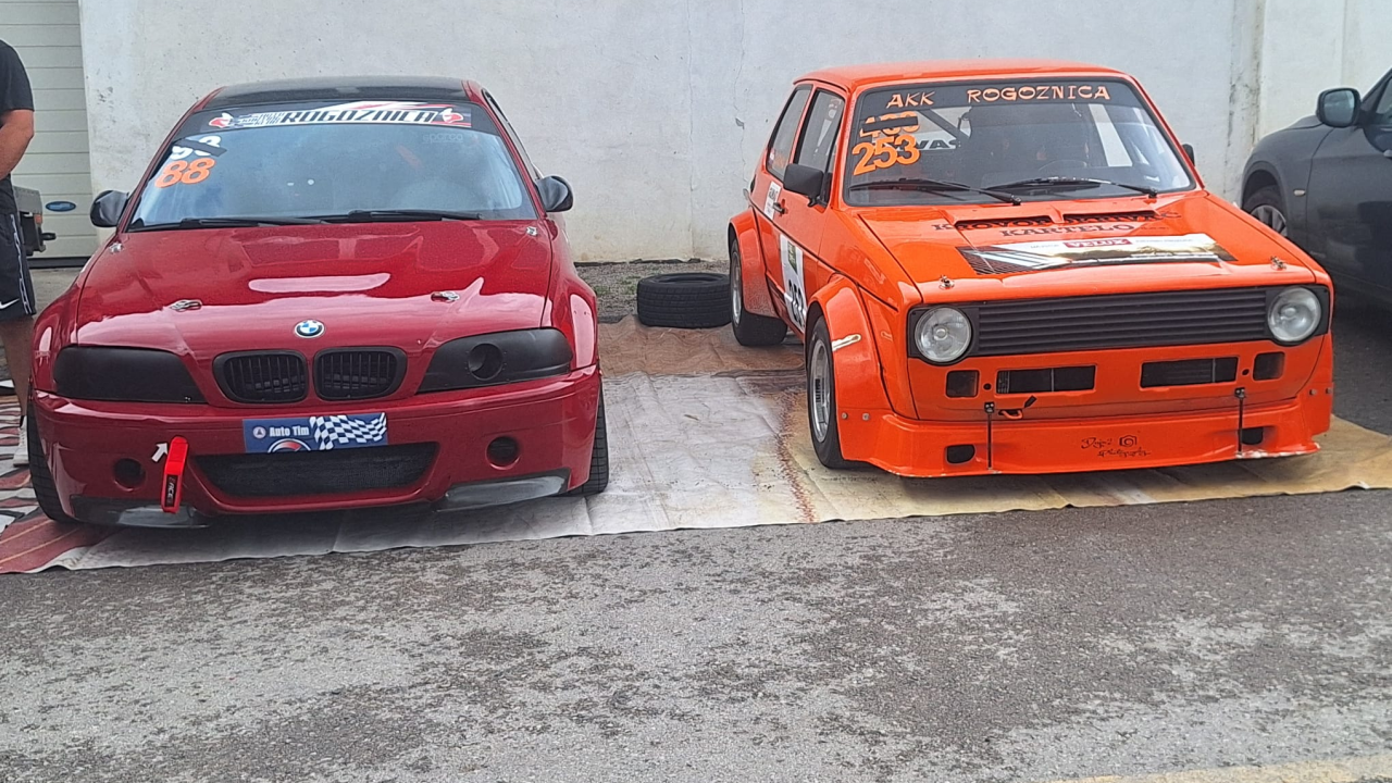 Vozačima AKK Rogoznica tri postolja na brdskoj auto-utrci u Ilirskoj Bistrici