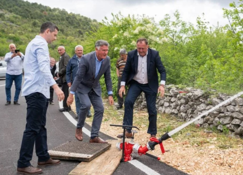 Fotografija 16 - Šibenski 'Vodovod i odvodnja' doveo vodu iz Krke i do zagorskog dijela Općine Marina