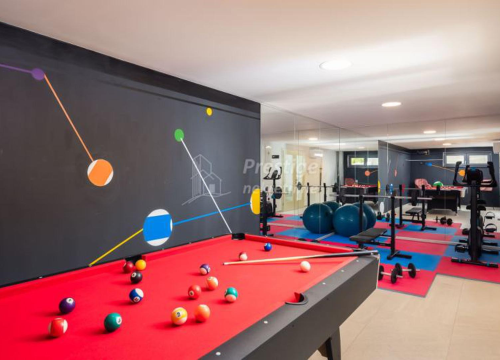 Fotografija 8 - Vila iz snova na prodaju u Žaboriću: 12 soba, terasa s jacuzzijem, privatni sportski teren...