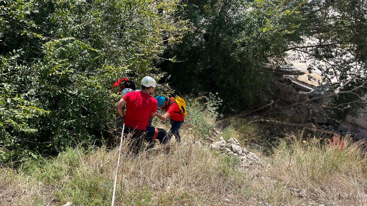 U krugu Luke Šibenik na strmini 'zapeo' stariji muškarac. Šibenski HGSS-ovci uspješno okončali dramu