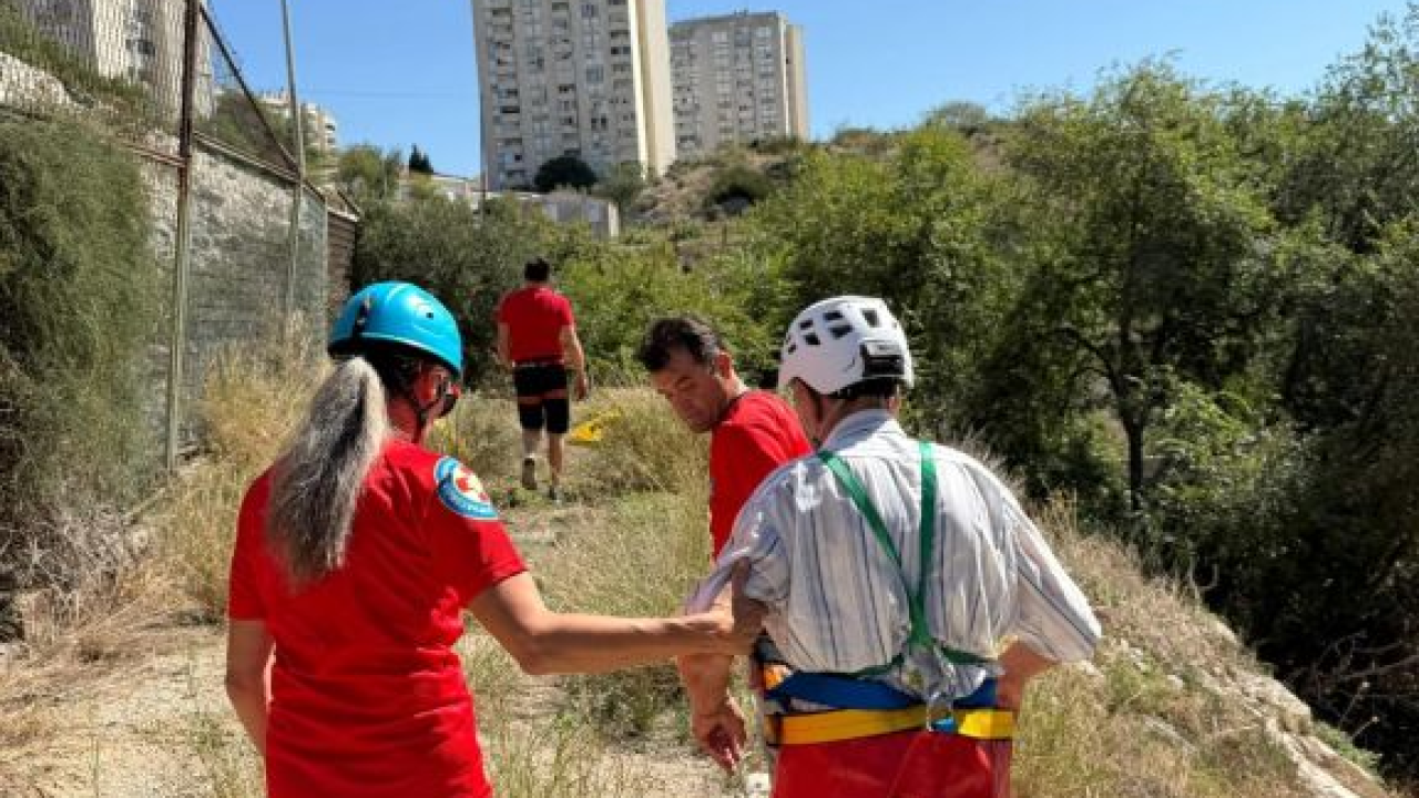 U krugu Luke Šibenik na strmini 'zapeo' stariji muškarac. Šibenski HGSS-ovci uspješno okončali dramu