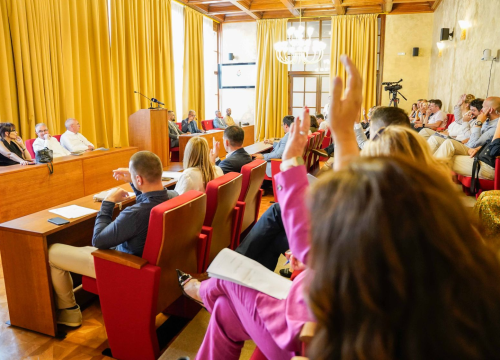 Članove Savjeta mladih Grada Šibenika predložile dvije najveće stranke te jedna udruga
