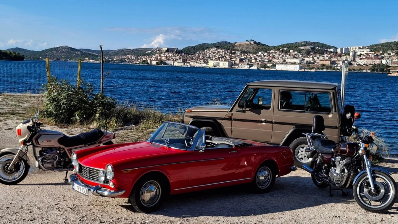 Vremeplov na kotačima: Oldtimer klasici stižu na šibensku rivu