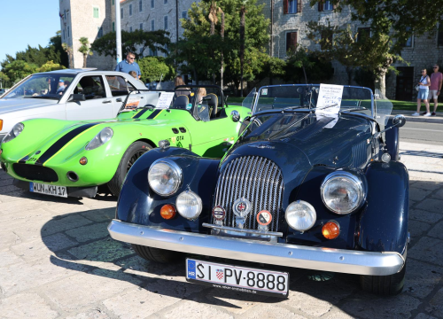 Susret oldtimera: Povijesni ljepotani oživjeli šibensku rivu
