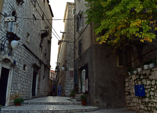 U Šibeniku predstavljanje knjige o baštini i povijesti šibenskih benediktinki