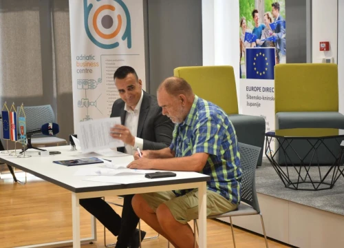 Fotografija 6 - Županija osigurala preko 90 tisuća eura za projekte udruga iz zdravstva, socijalne skrbi i braniteljske udruge