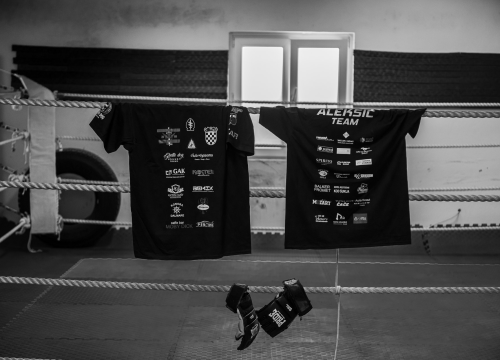 Fotografija 3 - FOTO Šibenski boksač Marko 'Ghetto' Aleksić nabrijan pred prvi meč karijere protiv iskusnog Alića: 'Idemo ga ugasiti'