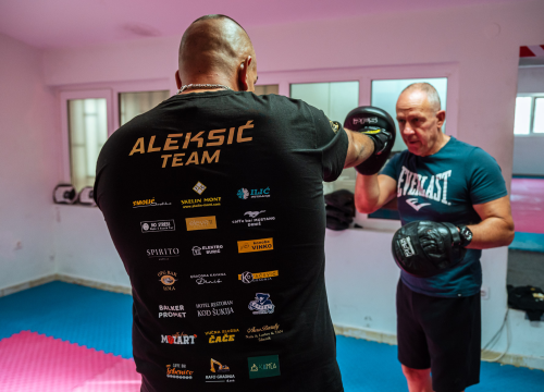 Fotografija 6 - FOTO Šibenski boksač Marko 'Ghetto' Aleksić nabrijan pred prvi meč karijere protiv iskusnog Alića: 'Idemo ga ugasiti'
