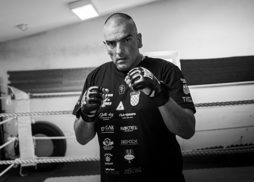 Fotografija 13 - FOTO Šibenski boksač Marko 'Ghetto' Aleksić nabrijan pred prvi meč karijere protiv iskusnog Alića: 'Idemo ga ugasiti'