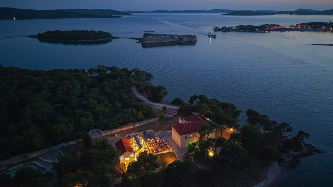 FOTO Ne propustite sjajnu glazbenu večer uz more: Duo Fenix u Naturi!