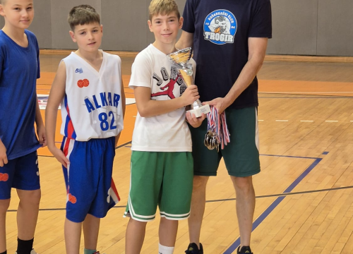 Fotografija 16 - FOTO Dječaci iz OKK Dražen Petrović uvjerljivi pobjednici turnira 'Gradu na dar'