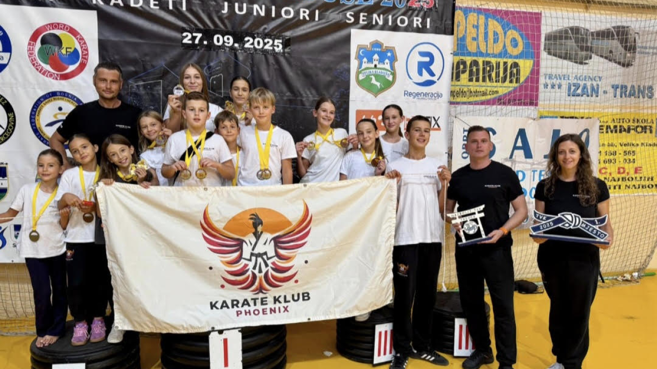 Karate klubu Phoenix u Velikoj Kladuši titule najboljeg kluba i najboljeg trenera