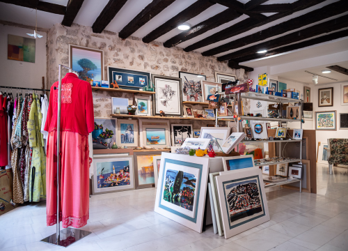 Fotografija 11 - FOTO Iskoristite listopadske popuste na umjetnička djela i unikatnu odjeću u Galeriji Juraj Dalmatinac