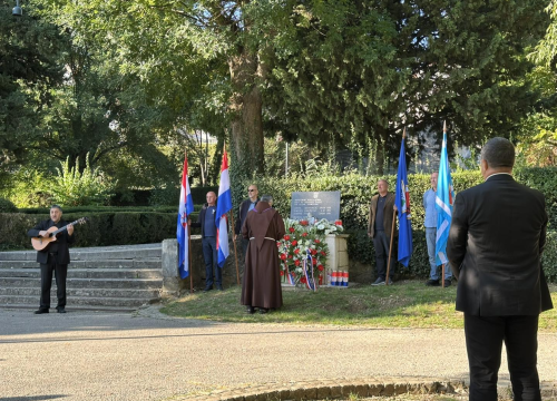 Fotografija 7 - Blagdan sv. Mihovila obilježava Općina Promina
