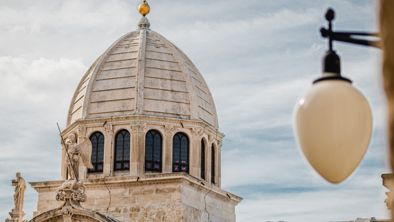 Utorak oblačniji i svježiji