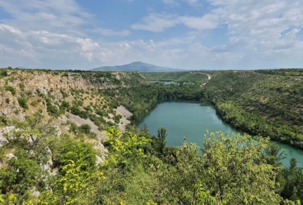 Rogovo – skriveni vidikovac Krke s pogledom koji oduzima dah