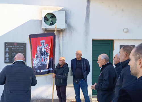 Fotografija 2 - Obilježena 34. obljetnica pogibije hrvatskih branitelja u Unešiću
