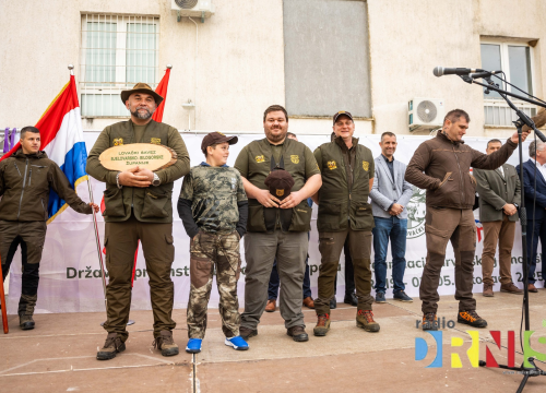 Fotografija 19 - U Drnišu otvoreno Državno prvenstvo u radu lovnih pasa