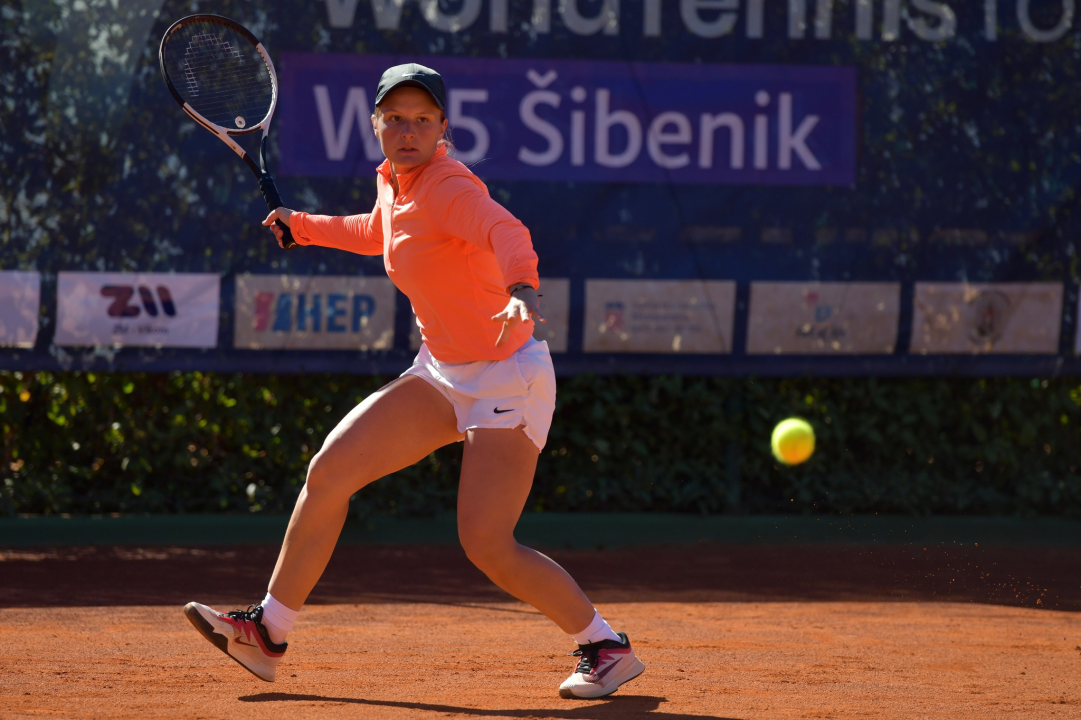 FOTO Ana Konjuh u nedjeljnom finalu Šibenika, u parovima titula češko-slovačkoj kombinaciji