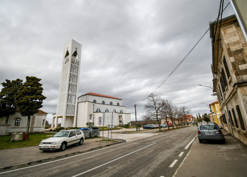 Danas se održavaju dopunski izbori: U Kistanjama Hrvati biraju svoje predstavnike u vijeću