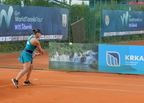 Fotografija 5 - FOTO Nasmijana Ana Konjuh osvojila Šibenik