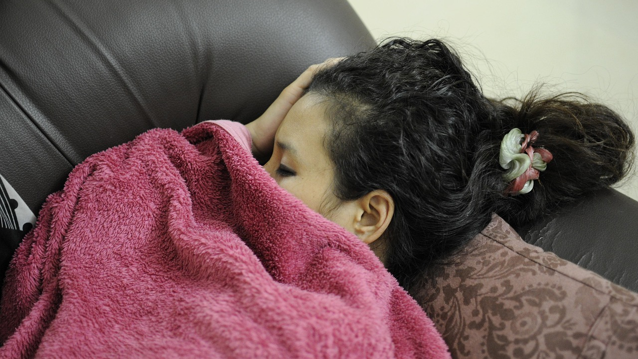 Začepljen nos može biti pravi izazov za spavanje, evo nekoliko savjeta kako si olakšati