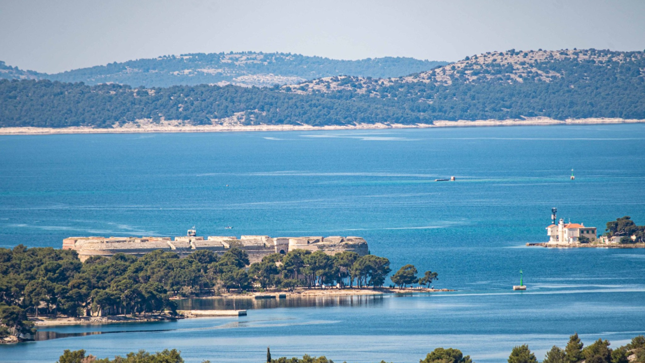 Srijeda sunčana i toplija. I dalje vjetrovito
