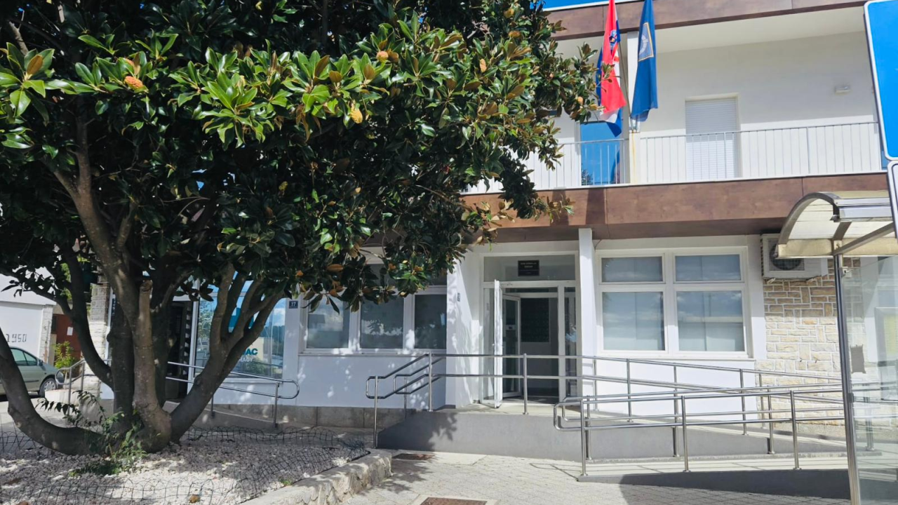 Ordinacija opće medicine u Pirovcu traži medicinsku sestru!