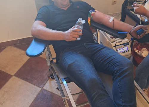 Fotografija 4 - Darivatelji krvi u Rogoznici prikupili 30 doza 'tekućine koja život znači'